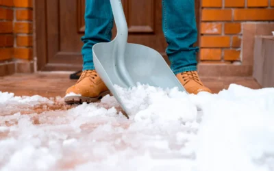 How to Shovel Snow to Avoid Injury